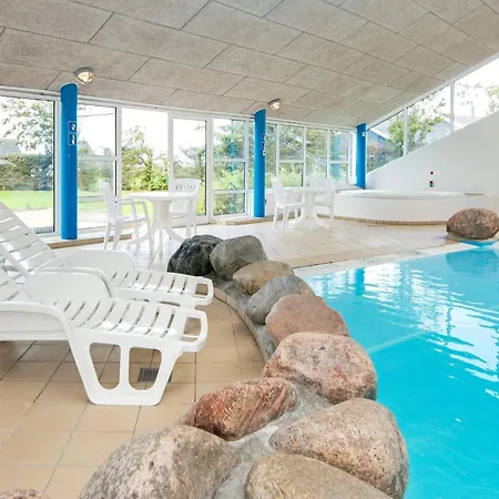 Holiday home Lxxv *